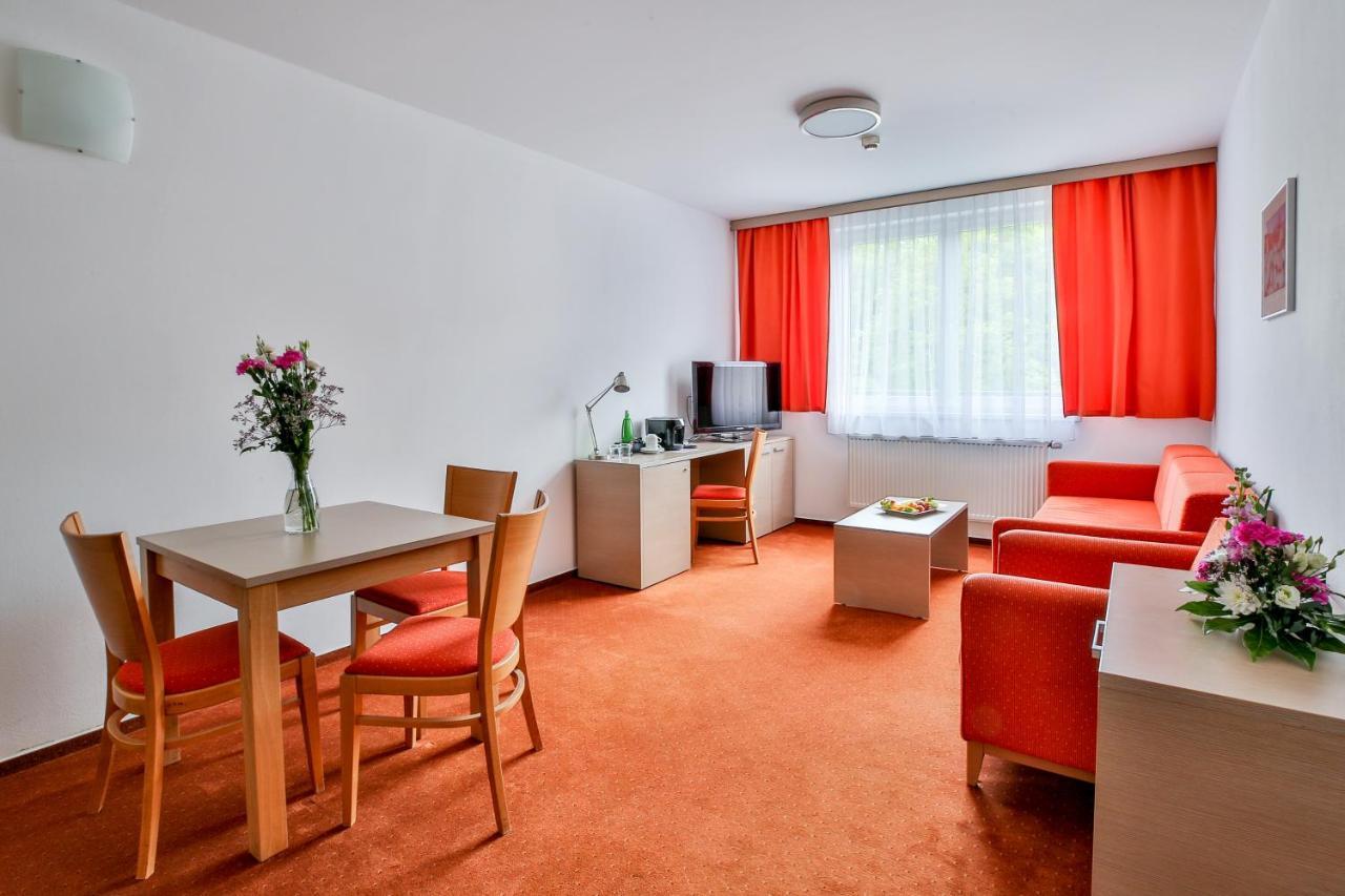 Lh Parkhotel Hluboka Nad Vltavou Congress & Wellness Luaran gambar