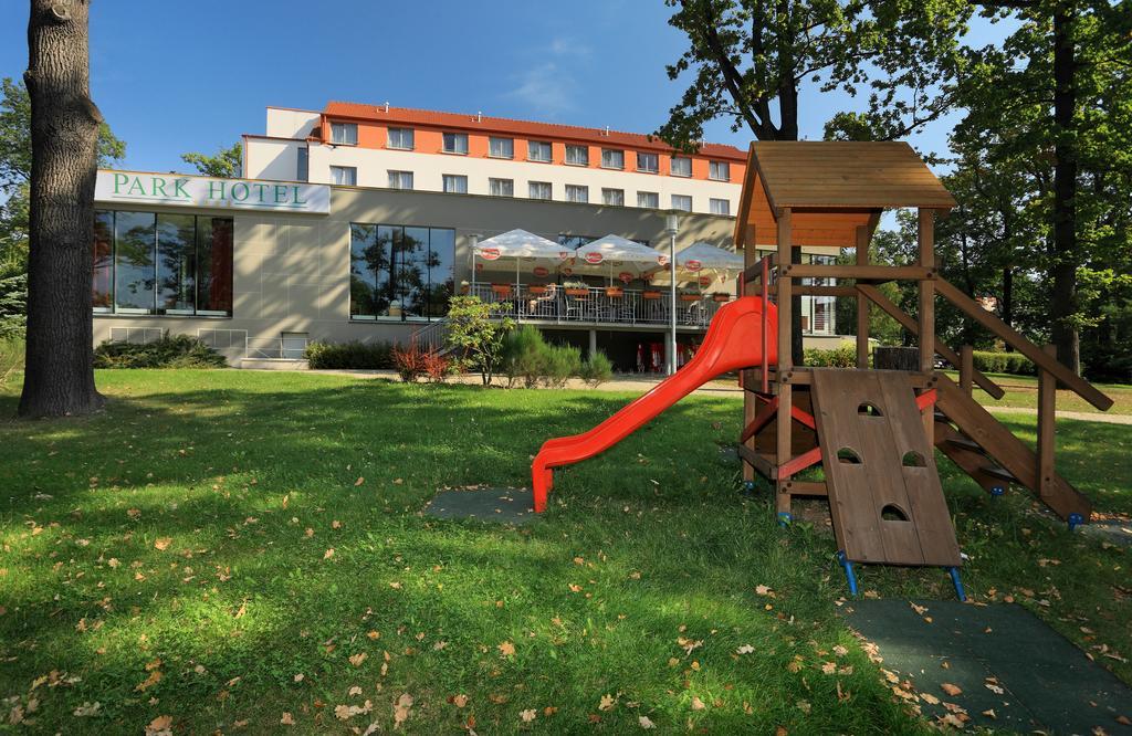 Lh Parkhotel Hluboka Nad Vltavou Congress & Wellness Luaran gambar